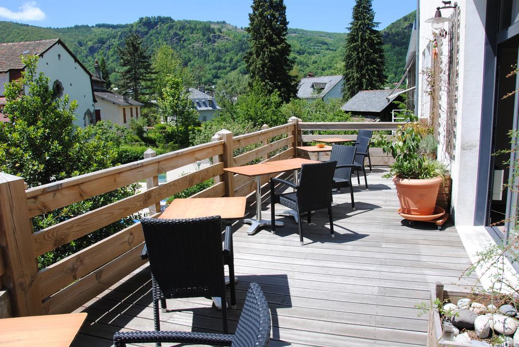 Logis Hotel Bel Horizon Vic-sur-Cère Eksteriør billede