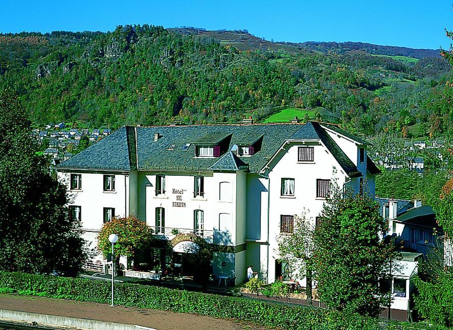 Logis Hotel Bel Horizon Vic-sur-Cère Eksteriør billede